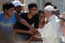 ماذا وراء زيارة بابا الفاتيكان للاجئين باليونان؟!